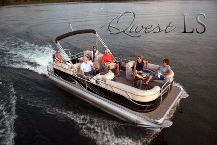 Queston pontoon Boat